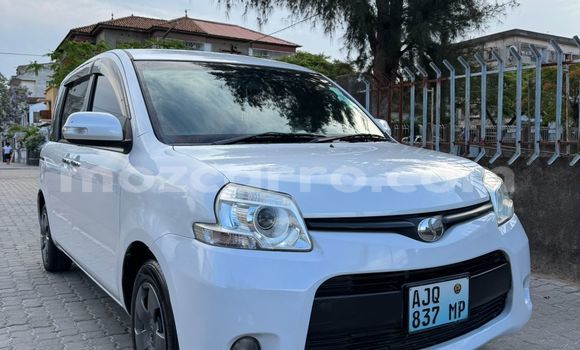 Tenga Tsaru Toyota Sienta Chena Mota in Maputo in Maputo Tenga Tsaru Toyota Sienta Chena Mota in Maputo in Maputo
