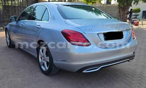 Tenga Tsaru Mercedes‒Benz C-Class Sirivha Mota in Maputo in Maputo Tenga Tsaru Mercedes‒Benz C-Class Sirivha Mota in Maputo in Maputo