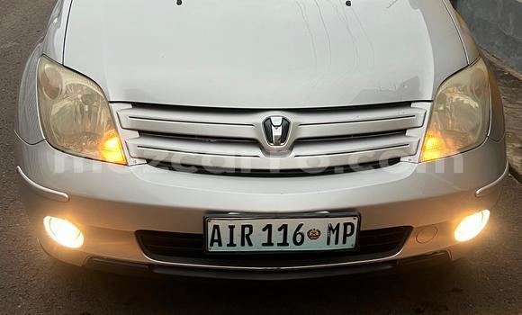 Nunua Ilio tumika Toyota IST Fedha Gari ndani ya Maputo nchini Maputo Nunua Ilio tumika Toyota IST Fedha Gari ndani ya Maputo nchini Maputo