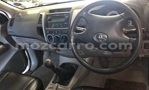 Buy Used Toyota Hilux White Car in Maputo in Maputo Buy Used Toyota Hilux White Car in Maputo in Maputo