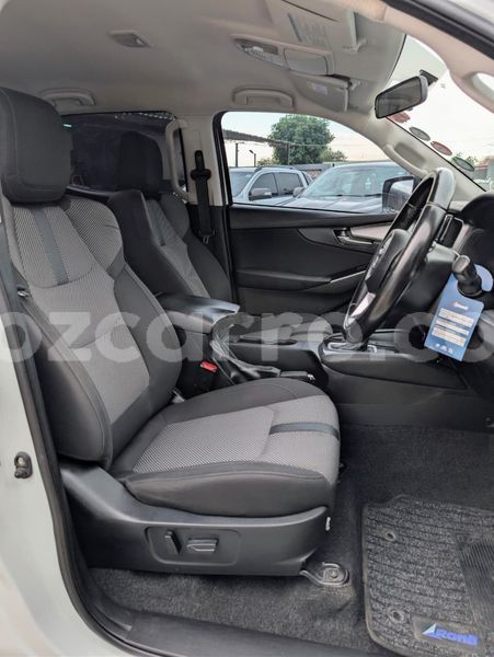 Big with watermark mazda bt 50 maputo maputo 40747