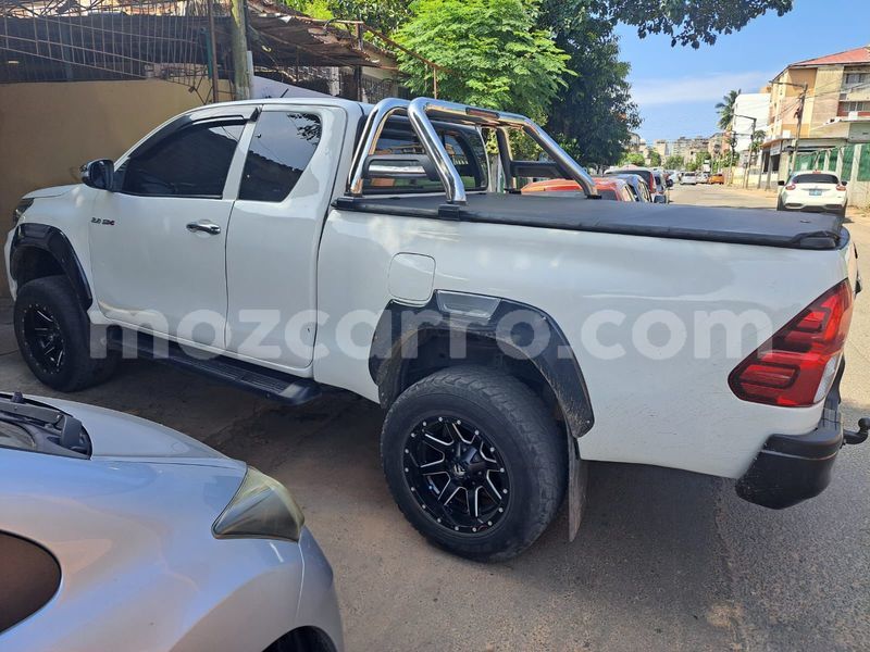 Big with watermark toyota hiluxe revo maputo maputo 40755
