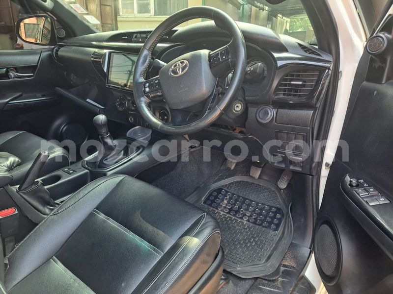 Big with watermark toyota hiluxe revo maputo maputo 40755