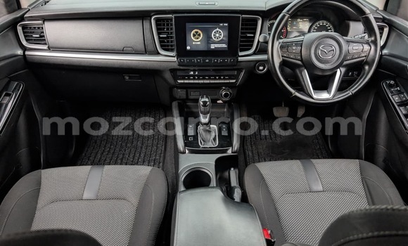 Tenga Tsaru Mazda BT-50 Chena Mota in Maputo in Maputo Tenga Tsaru Mazda BT-50 Chena Mota in Maputo in Maputo