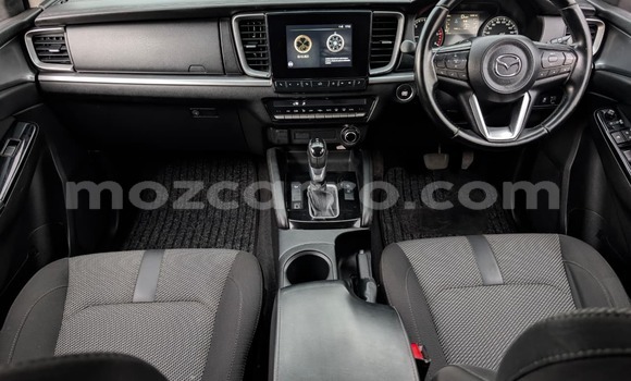 Tenga Tsaru Mazda BT-50 Chena Mota in Maputo in Maputo Tenga Tsaru Mazda BT-50 Chena Mota in Maputo in Maputo