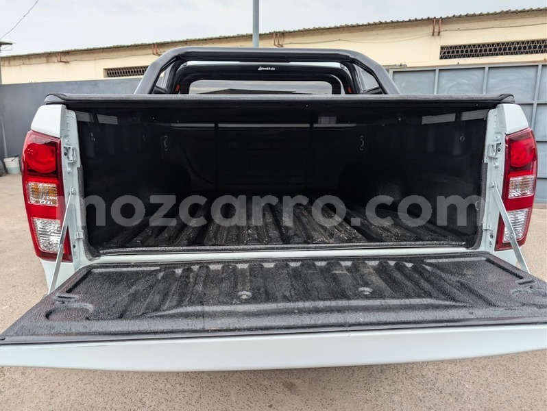 Big with watermark mazda bt 50 maputo maputo 40764