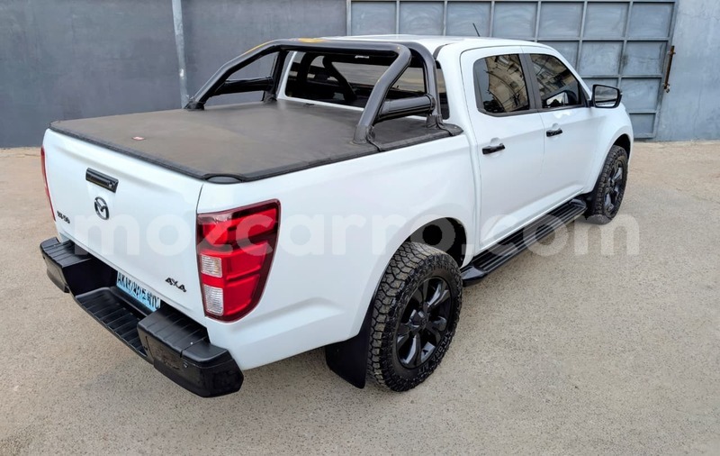Big with watermark mazda bt 50 maputo maputo 40764