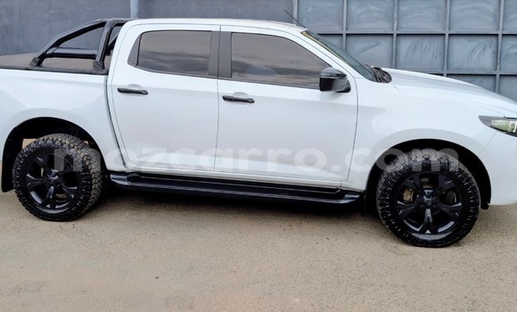 Tenga Tsaru Mazda BT-50 Chena Mota in Maputo in Maputo Tenga Tsaru Mazda BT-50 Chena Mota in Maputo in Maputo