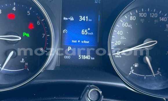 Tenga Tsaru Toyota C-HR Tsvuku Mota in Maputo in Maputo Tenga Tsaru Toyota C-HR Tsvuku Mota in Maputo in Maputo