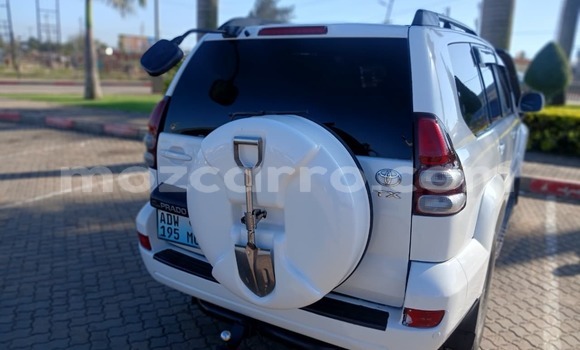 Nunua Ilio tumika Toyota Land Cruiser Prado Nyeupe Gari ndani ya Maputo nchini Maputo Nunua Ilio tumika Toyota Land Cruiser Prado Nyeupe Gari ndani ya Maputo nchini Maputo