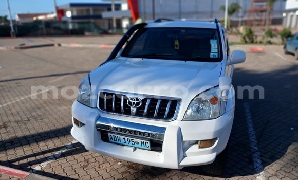 Nunua Ilio tumika Toyota Land Cruiser Prado Nyeupe Gari ndani ya Maputo nchini Maputo Nunua Ilio tumika Toyota Land Cruiser Prado Nyeupe Gari ndani ya Maputo nchini Maputo