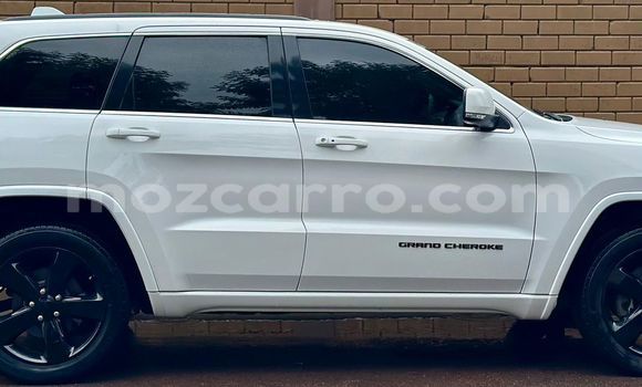 Tenga Tsaru Jeep Grand Cherokee Chena Mota in Maputo in Maputo Tenga Tsaru Jeep Grand Cherokee Chena Mota in Maputo in Maputo
