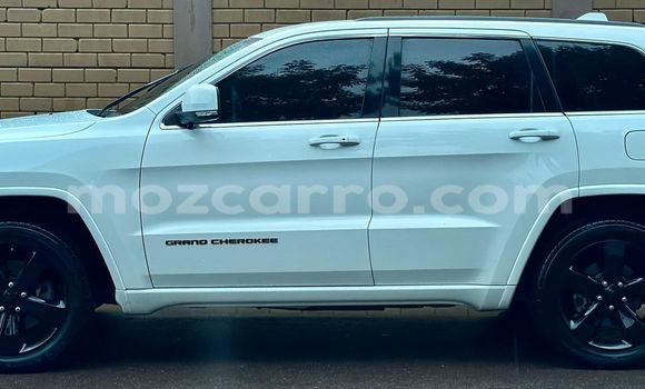 Tenga Tsaru Jeep Grand Cherokee Chena Mota in Maputo in Maputo Tenga Tsaru Jeep Grand Cherokee Chena Mota in Maputo in Maputo