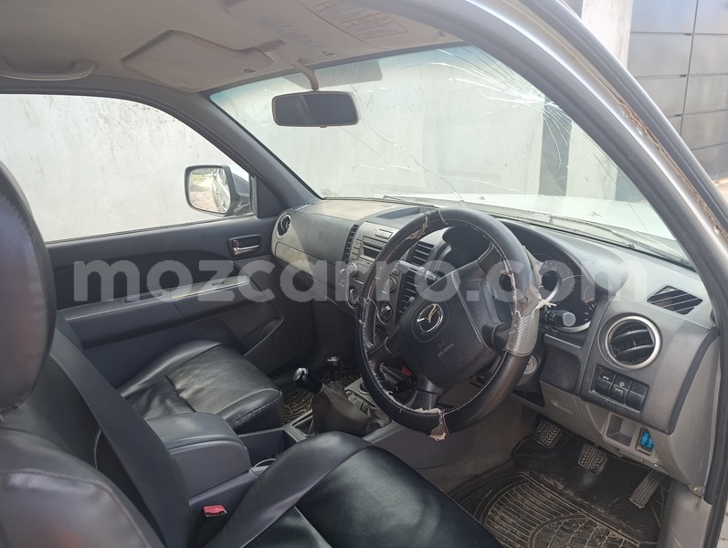 Big with watermark mazda bt 50 sofala beira 40789