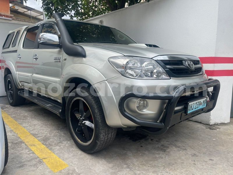 Big with watermark toyota hiluxe vigo maputo maputo 40795