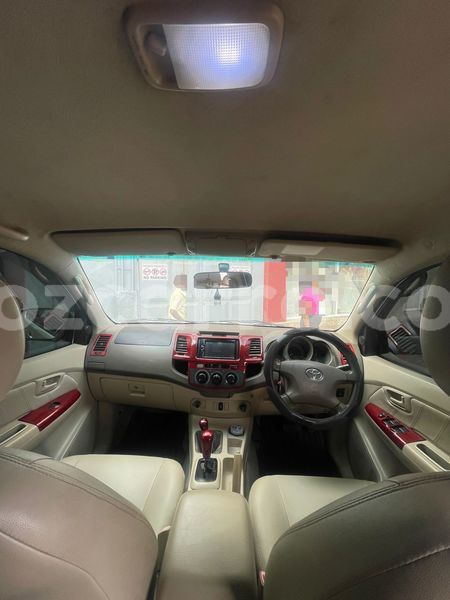 Big with watermark toyota hiluxe vigo maputo maputo 40795