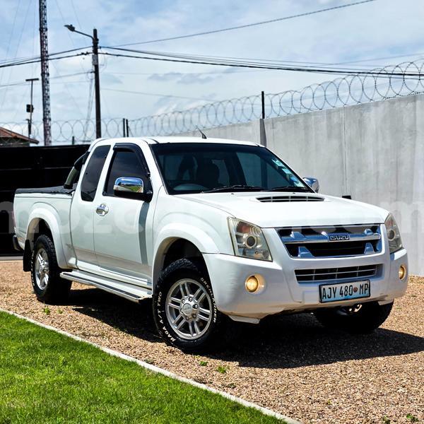 Big with watermark isuzu d max maputo maputo 40797