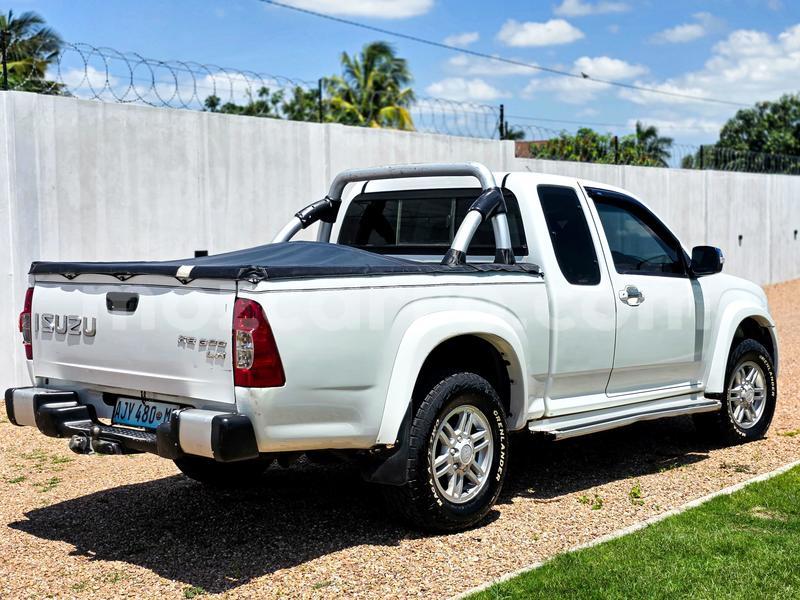 Big with watermark isuzu d max maputo maputo 40797