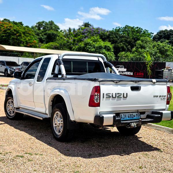 Big with watermark isuzu d max maputo maputo 40797