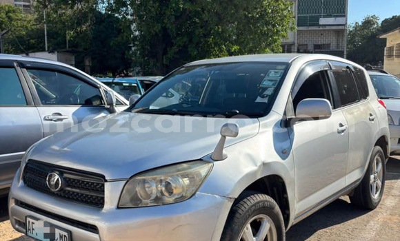 Comprar Usado Toyota RAV4 Prata Carro em Maputo em Maputo Comprar Usado Toyota RAV4 Prata Carro em Maputo em Maputo