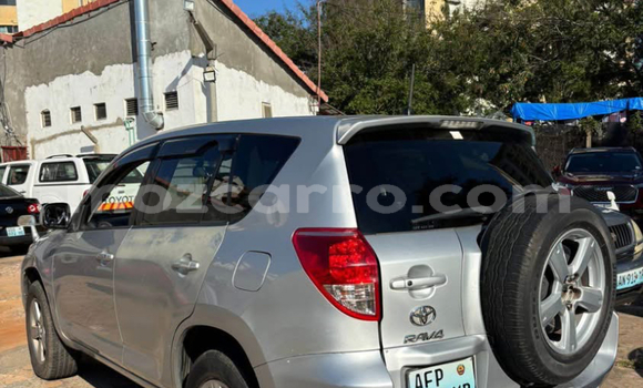 Buy Used Toyota RAV4 Silver Car in Maputo in Maputo Buy Used Toyota RAV4 Silver Car in Maputo in Maputo