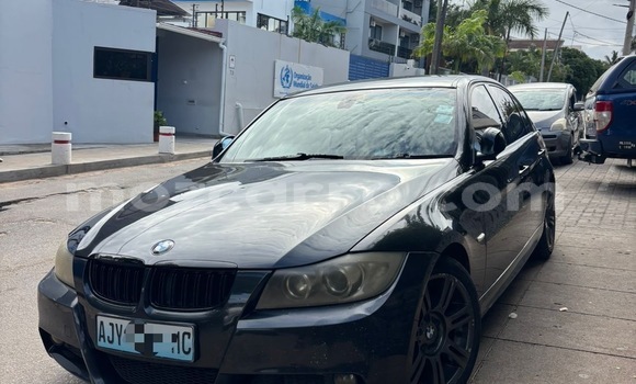 Nunua Ilio tumika BMW 5-Series Nyeusi Gari ndani ya Maputo nchini Maputo Nunua Ilio tumika BMW 5-Series Nyeusi Gari ndani ya Maputo nchini Maputo