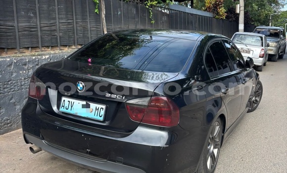 Nunua Ilio tumika BMW 5-Series Nyeusi Gari ndani ya Maputo nchini Maputo Nunua Ilio tumika BMW 5-Series Nyeusi Gari ndani ya Maputo nchini Maputo