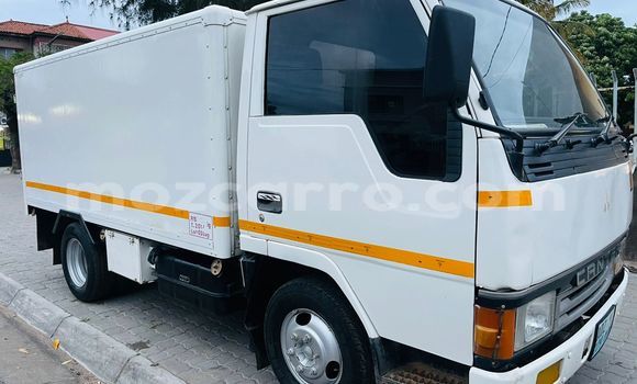 Nunua Ilio tumika Mitsubishi Carisma Nyeupe Gari ndani ya Maputo nchini Maputo Nunua Ilio tumika Mitsubishi Carisma Nyeupe Gari ndani ya Maputo nchini Maputo