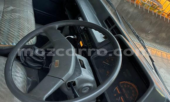 Comprar Usado Mitsubishi Carisma Branco Carro em Maputo em Maputo Comprar Usado Mitsubishi Carisma Branco Carro em Maputo em Maputo