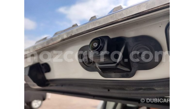 Big with watermark toyota land cruiser cabo delgado import dubai 6279