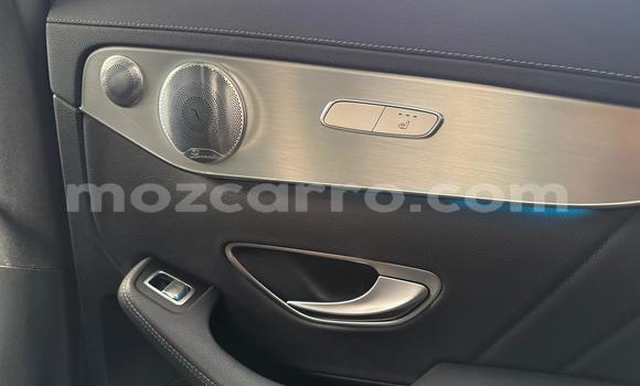 Nunua Ilio tumika Mercedes-Benz CLS250 Bluu Gari ndani ya Maputo nchini Maputo Nunua Ilio tumika Mercedes-Benz CLS250 Bluu Gari ndani ya Maputo nchini Maputo