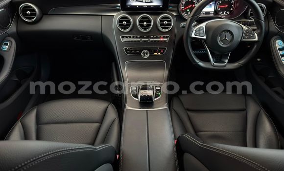 Comprar Usado Mercedes-Benz C-Classe De outros Carro em Maputo em Maputo Comprar Usado Mercedes-Benz C-Classe De outros Carro em Maputo em Maputo