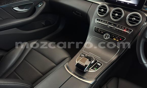 Comprar Usado Mercedes-Benz C-Classe De outros Carro em Maputo em Maputo Comprar Usado Mercedes-Benz C-Classe De outros Carro em Maputo em Maputo