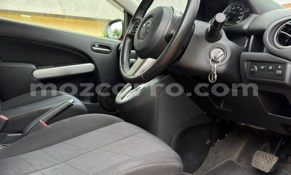 Nunua Ilio tumika Mazda Demio Nyekundu Gari ndani ya Maputo nchini Maputo Nunua Ilio tumika Mazda Demio Nyekundu Gari ndani ya Maputo nchini Maputo