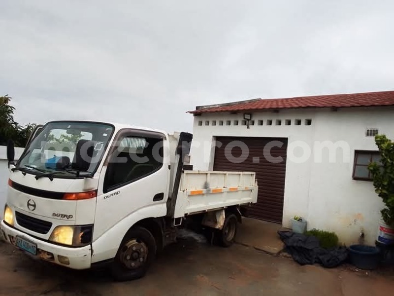 Big with watermark toyota dyna maputo maputo 40850