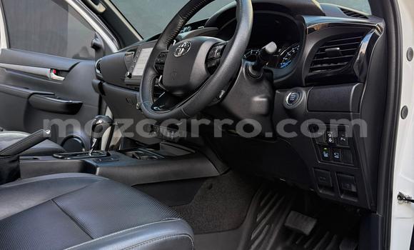Nunua Mpya Toyota Hilux Nyeupe Gari ndani ya Maputo nchini Maputo Nunua Mpya Toyota Hilux Nyeupe Gari ndani ya Maputo nchini Maputo