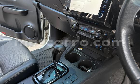 Nunua Mpya Toyota Hilux Nyeupe Gari ndani ya Maputo nchini Maputo Nunua Mpya Toyota Hilux Nyeupe Gari ndani ya Maputo nchini Maputo