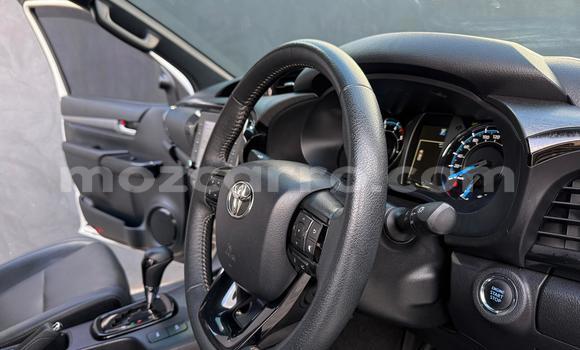 Nunua Mpya Toyota Hilux Nyeupe Gari ndani ya Maputo nchini Maputo Nunua Mpya Toyota Hilux Nyeupe Gari ndani ya Maputo nchini Maputo