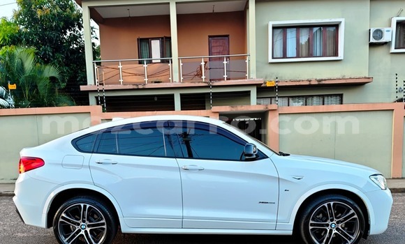 Comprar Usado BMW X4 Branco Carro em Maputo em Maputo Comprar Usado BMW X4 Branco Carro em Maputo em Maputo