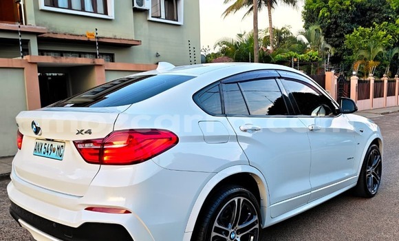 Comprar Usado BMW X4 Branco Carro em Maputo em Maputo Comprar Usado BMW X4 Branco Carro em Maputo em Maputo