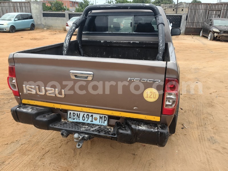 Big with watermark isuzu kb maputo maputo 40870