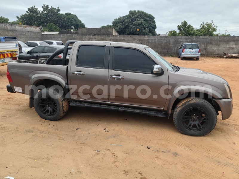Big with watermark isuzu kb maputo maputo 40870
