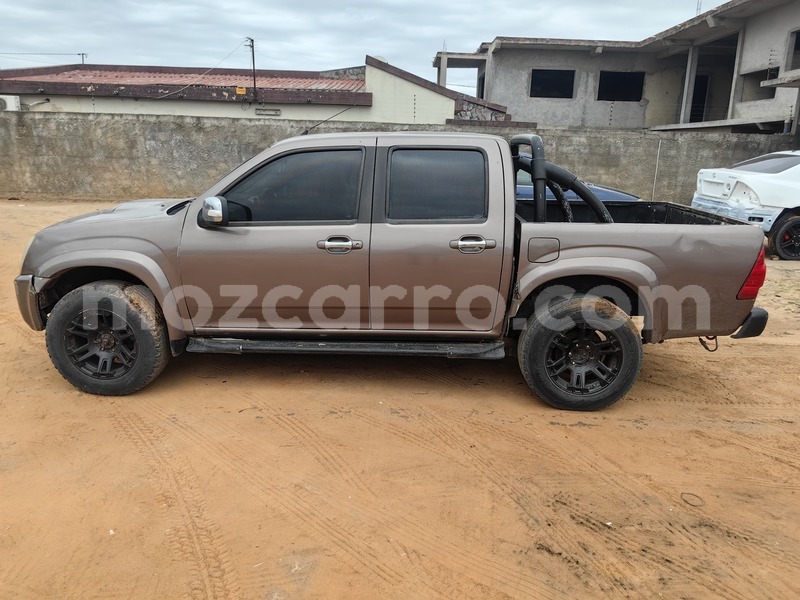 Big with watermark isuzu kb maputo maputo 40870