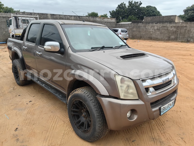 Big with watermark isuzu kb maputo maputo 40870