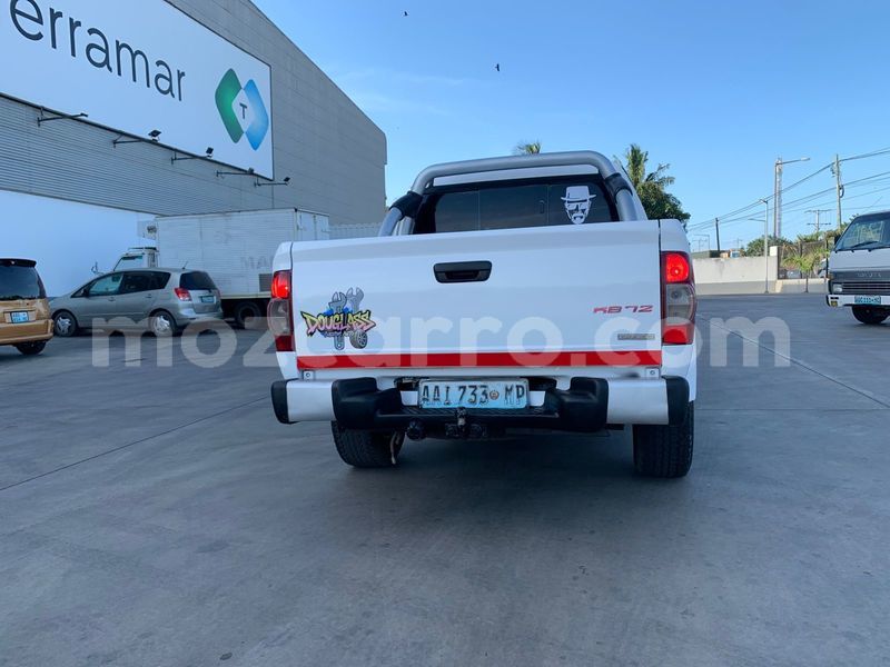 Big with watermark isuzu d max maputo maputo 40873