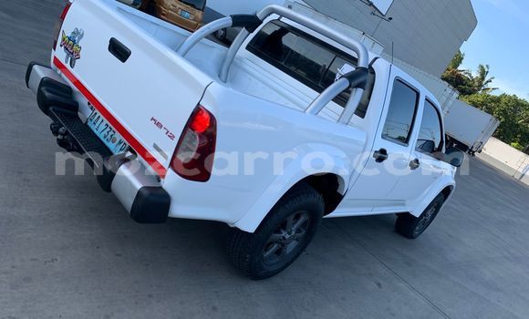 Comprar Usado Isuzu D-MAX Branco Carro em Maputo em Maputo Comprar Usado Isuzu D-MAX Branco Carro em Maputo em Maputo