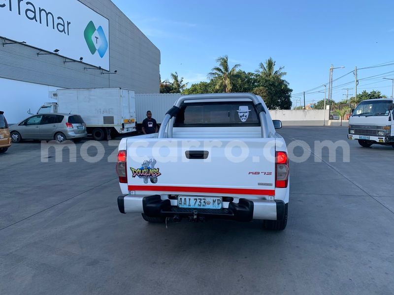 Big with watermark isuzu d max maputo maputo 40873