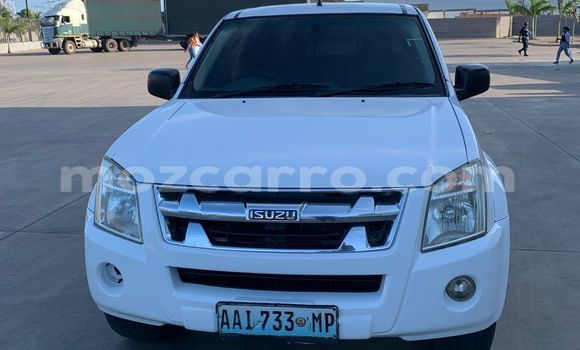Comprar Usado Isuzu D-MAX Branco Carro em Maputo em Maputo Comprar Usado Isuzu D-MAX Branco Carro em Maputo em Maputo