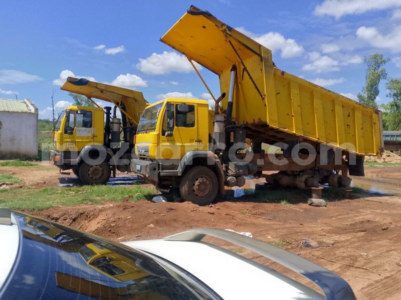 Big with watermark man silent maputo maputo 40880