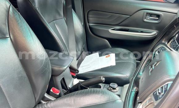 Comprar Usado Mitsubishi Triton Preto Carro em Maputo em Maputo Comprar Usado Mitsubishi Triton Preto Carro em Maputo em Maputo